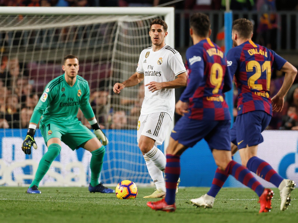 通过严密的 通过严密的